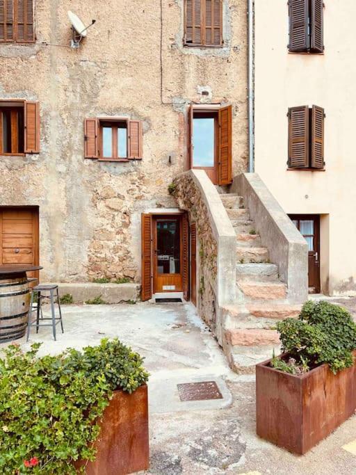 Charmant Petit Appartement Place De L Eglise Piana  Εξωτερικό φωτογραφία